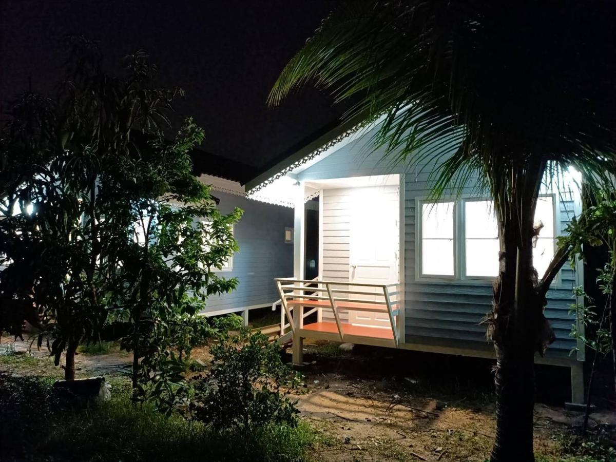 Hotel King Fa House Mae Sot Esterno foto