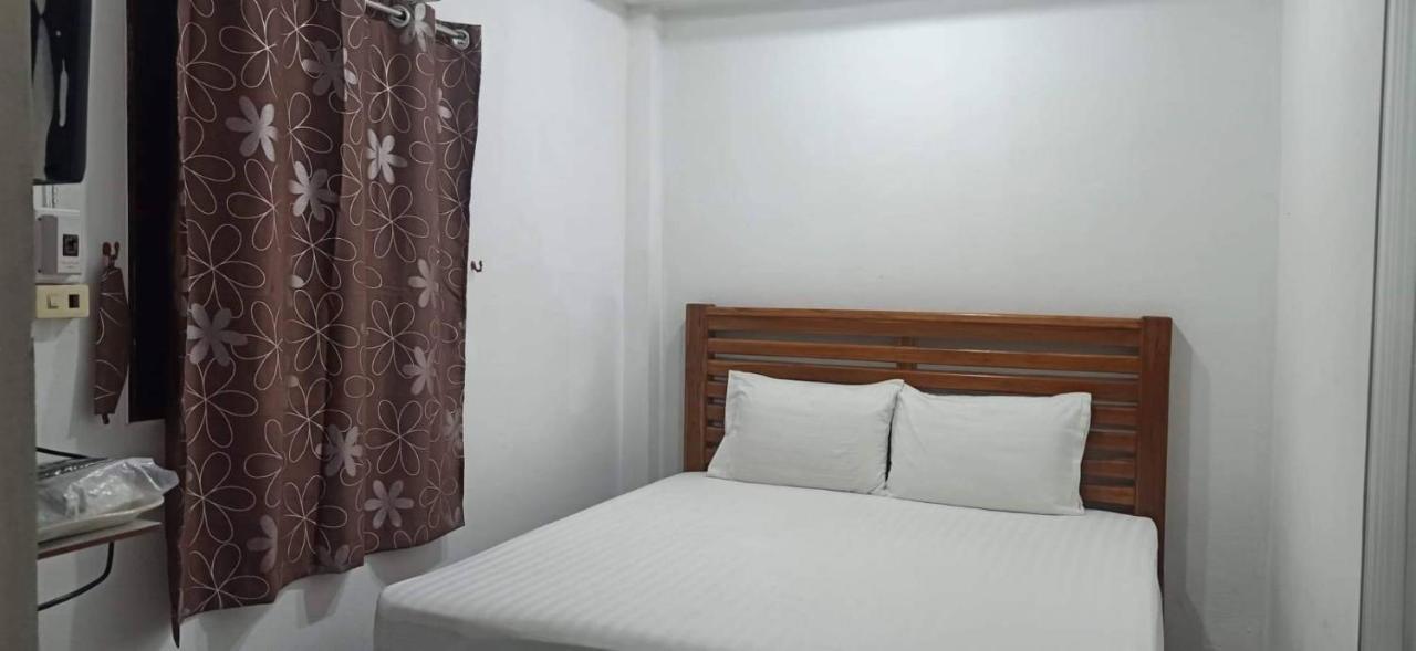 Hotel King Fa House Mae Sot Esterno foto