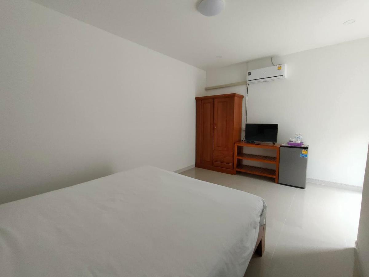 Hotel King Fa House Mae Sot Esterno foto